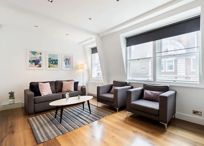 The Heart Of Soho - 2Br - Cityapartmentstay